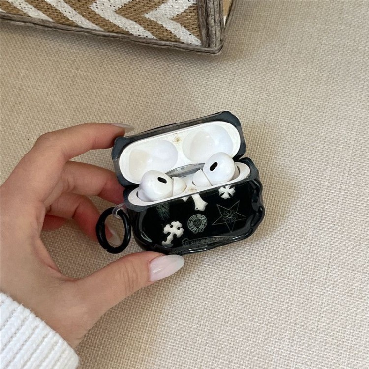クロムハーツ Chrome Heartsブランドエアーポッズ プロ3 pro2 4 3 2 max保護ケースairpods 4 pro3 pro2 3カバー 軽量 紛失防止かわいいエアーポッズプロ3/4/3/2/1カバー個性ブランド若者オシャレエアーポッズ4 3 pro2/proケース耐衝撃