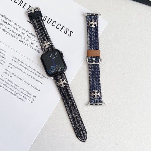 クロムハーツ Chrome Heartsブランド Apple Watch11 ultra3 10 9 ultra2 バンド 華奢革 交換バンド アップルウォッチ11 10 ultra3 49mmブランドベルト高級感 Apple Watch 11 se3 10 9 8 7 se2/6/5/4/3/2/1ベルト 軽量 フィット 通気性Apple Watch 11/se3/10 9 ultra/8/7/6ブランドベルト 流行11り