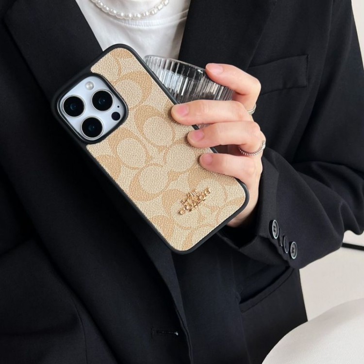 Coach コーチブランドiPhone16  17 pro 15 16pro max 16eケースメンズブランドアイフォン16 pro max  17 15plus 16プロマックスマホカバー男女兼用アップル17air 16e 15 pro max 16 plusケース全機種対応パロディ