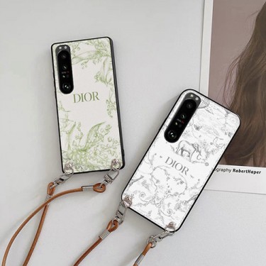 ブランド Dior iphone 14/14+/14pro/14pro maxフルカバー ショルダーストラップ付き ディオール エクスペリア5 iv/5iii/10iv/1iv携帯カバー 斜め掛け 取り外し可  Xperia 1iii/10iii/5iiiソフトケース 耐衝撃 カワイイ レンズ保護 清新柄 高品質