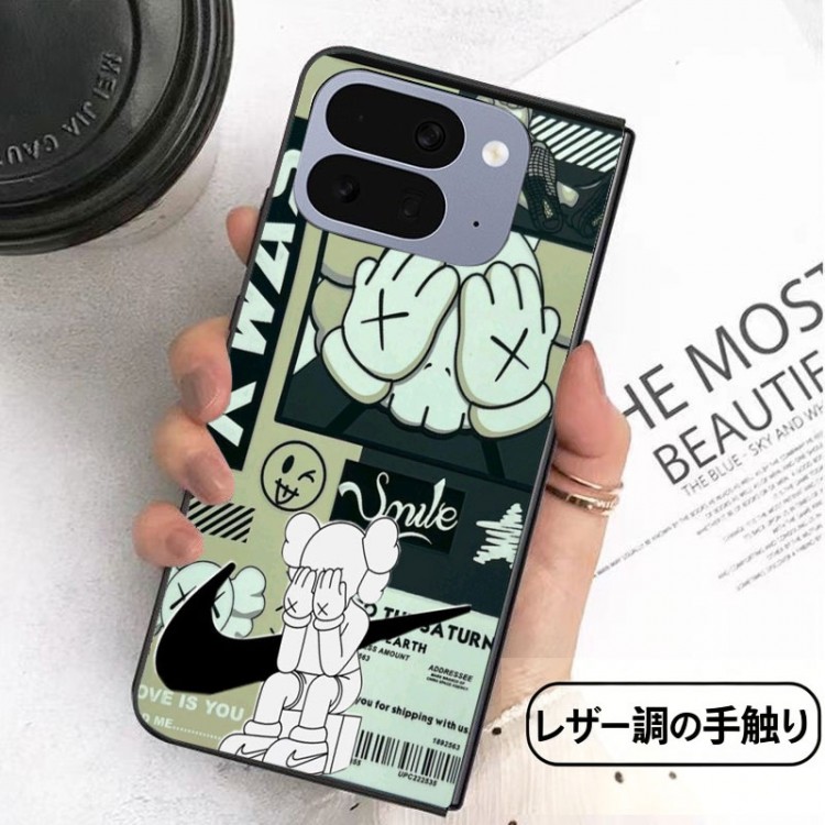 Kaws カウズアイフォン ultra fold 2026ブランドケースメンズブランドギャラクシーz flip 8 7 6 4 5 fold6 5 4 3 7 8スマホカバースムーズ高級感 Google Pixel Pro 11 10 9 foldケースハイブランドハイブランドGalaxy z flip 5 4 3 6 7 8携帯ケースビジネス