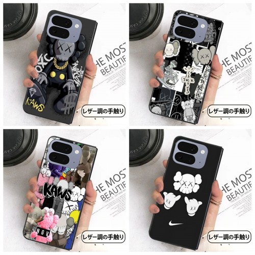 Kaws カウズiPhone ultra fold 折り畳みブランドケースメンズブランドスマホケース男女兼用かわいいsamsung z fold 8 7 6 5 4 flip8 7 6 5 4ケースカバー激安ブランド落下保護galaxy z flip3 4 5 6 7 8携帯カバーレディース