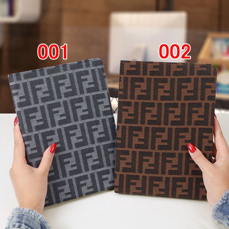 Fendi フェンデイブランド アイパッド10/9/8カバー 耐衝撃ipad pro12.9インチカバーブランド男女愛用全面保護 ブランド アイパッド ポロ12.9/11インチソフトケース 耐用性 オシャレアイパッド ポロ12.9/11インチケースカバー多機能性