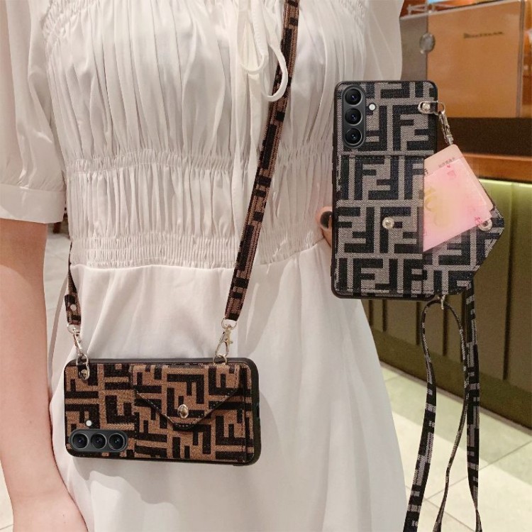 Fendi フェンディブランドGalaxy s26 s23 plus s24 s25ultraカバーケース 薄型 ファッション人気 Samsung  s26 ultra s24 s25 + ultraブランドスマホカバーブランドGalaxy s26 s24 s25 ultraカバー全面保護 かわいいブランド軽量サムスンs26 s24 s23/s24+/s23ultraスマホカバー