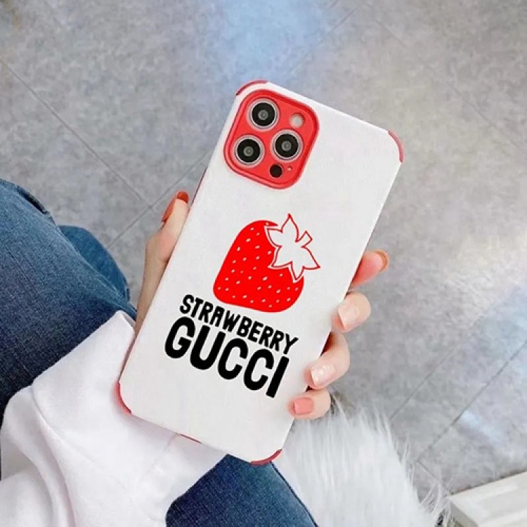 ブランドGUCCI イチゴ iphone13/13mini/13pro/13pro maxスマホケース 四角保護 耐衝撃 グッチIPHONE12Pro/12mini/12/12pro max携帯カバー かわいい 女の子愛用 ファッション iphone11pro/11pro max/11ケース 傷防止 おしゃれ 高品質