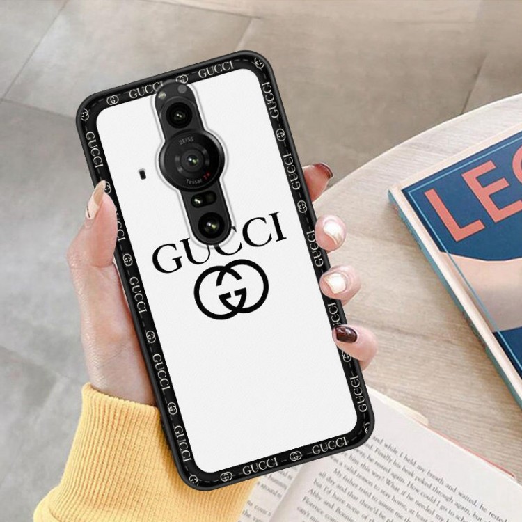 ペア揃い gucci アイフォン15 14pro/13mini/13pro max/12ケースブランド 大人気 おしゃれ グッチ google pixel 8a 8 pro galaxy s24 s23/s22ultra/s22+/s21u/A54/note20携帯カバー レンズ保護 キズ防止 エクスペリア 1v/5iV/10vケース 高品質 フィット 