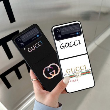 グッチ Galaxy z flip4 ケースブランド 革製 オシャレ gucci ギャラクシーZFLIP3ケース 滑り止め Samsung z flip4カバー 軽量 放熱性よい 男女兼用  オーダーメイド風 