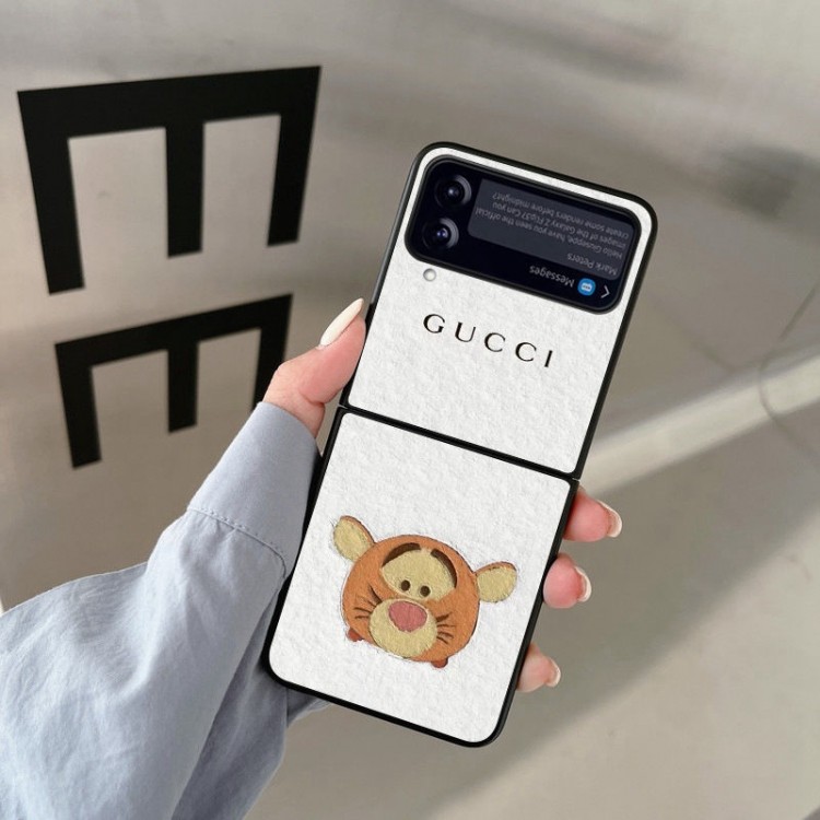 GUCCI ブランド GALAXY Z FLIP3スマホケース かわいい クマのプーさん柄 グッチ ギャラクシー z flip3スマホカバー 落下保護 おしゃれ Galaxy Z Flipケース 軽量 薄型 おしゃれ 男女兼用