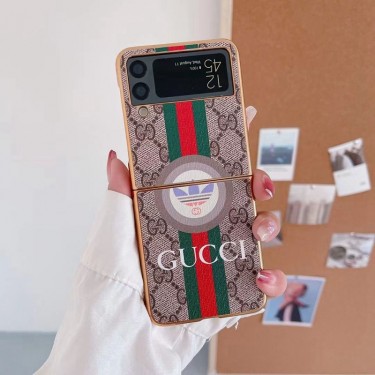 ブランド グッチ Galaxy Z Flip4カバーケース 定番限定ケース Gucciコラボ adidas ギャラクシーz flip3スマホケース メッキフレーム アディダス Samsung z flip3ケース ブランド 薄型 オシャレ 落下保護 ファッション 男女