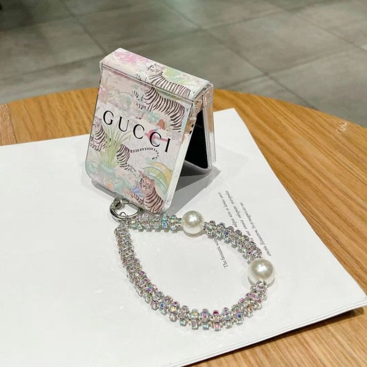 Gucci グッチブランドギャラクシーz flip4スマホカバースムーズ高級感galaxy z fold5ケースハイブランドかわいいsamsung z fold 5 4ケースカバー激安大人っぽい ギャラクシーz fold3/2ブランドスマホカバー