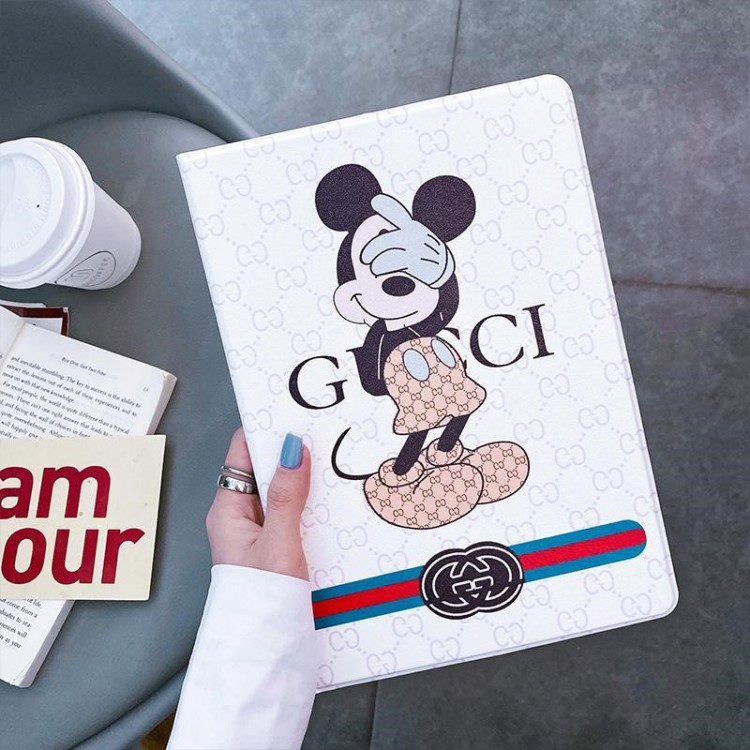 Gucci グッチブランド アイパッド10/9/8カバー 耐衝撃ハイブランド iPad AIR 5 6 2023世代ケース手帳型 ケースカワイイ ブランド アイパッドmini6 7保護カバー スタンドアイパッド ポロ12.9/11インチケースカバー多機能性