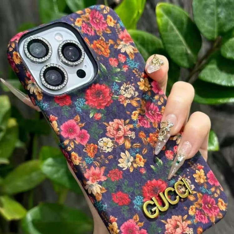 Gucci グッチアイフォン16 pro max 15 14 16 plusハイブランドケースiPhone16  15pro max 16pro 13 12スマホカバー耐衝撃オシャレアップル16e 15 pro max 16 plusケース全機種対応パロディ