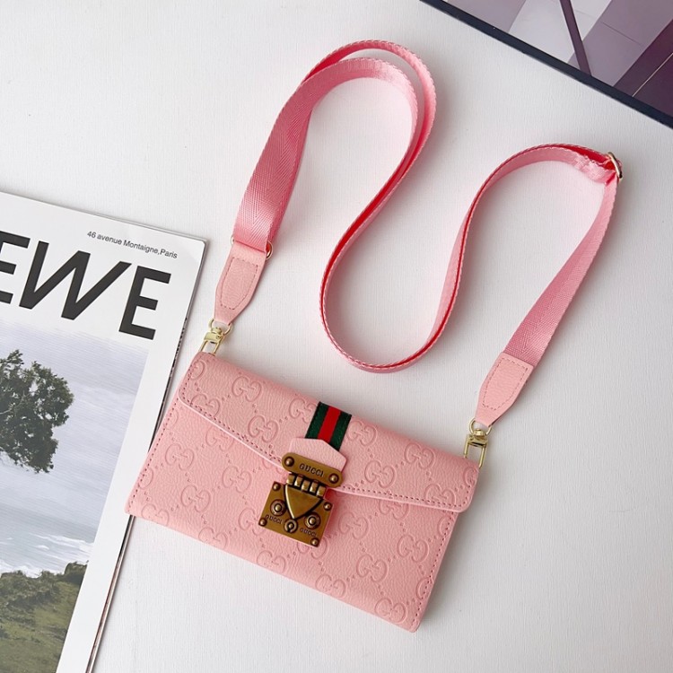 Gucci グッチブランドGalaxy s26 s23 plus s24 s25ultraカバーケース 薄型 ファッションブランドGalaxy s26 s24 s25 ultraカバーアイフォンAIR 17 pro 14 15 16 plusケースカバー 全面保護 かわいいブランドパロディSamsung s26/ s23/s25+/s24ultraケース 人気 キズ防止ブランド軽量 iphone 17pro 14 15 16e 17 airスマホカバー