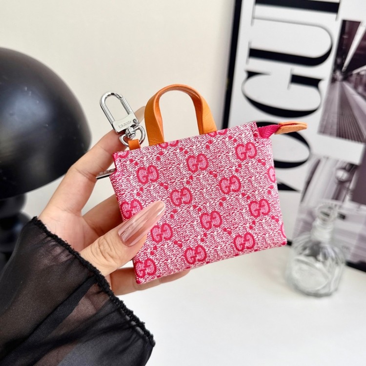 Gucci グッチブランドエアーポッズ 5 ultra max プロ3 pro2 4 3 2 max保護ケースかわいいエアーポッズ 5 ultra max/プロ3/4/3/2/1カバー個性スニーカー形のairpods 5 4 pro2 pro3ケース ブランド 人気メンズ向けAirPods 5 ultra max/Pro3/4/3/2/1ケースブランドかっこいい