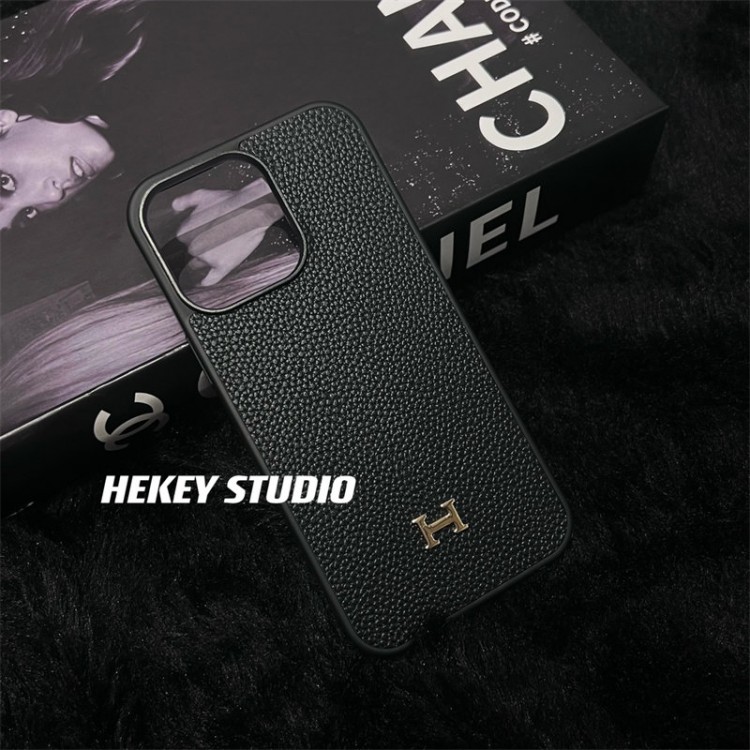 Hermes エルメスブランドiPhone16 15 14pro maxケースメンズiPhone16  15pro max 14pro 13 12スマホカバー耐衝撃オシャレ芸能人愛用するブランドアイフォン16 15 14 proケースカバー
