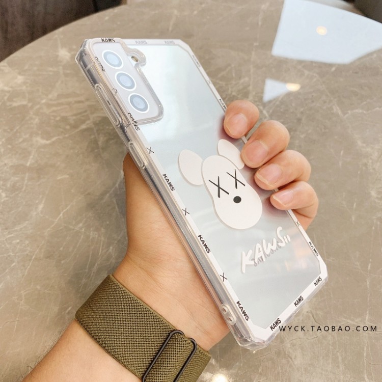 ブランド Kaws アイフォン13pro max/13pro/13スマホケース 透明 おしゃれ熊柄 ファッション カウズ ギャラクシーs22/s22ultra/s22+/s21u/s20/note20ultra携帯カバー レンズ保護 耐衝撃 IPHONE12pro max/11pro/XS/SE3/ソフトケース 高品質 フィット 男女兼用