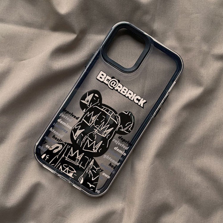 BE@RBRICK アイフォン13pro max/13pro/13mini/13スマホケース 透明デザイン 個性 ブランド ベアブリック iPhone12pro max/12pro/12カバー レンズ保護 キズ防止 個性クマ柄 メンズ レディース