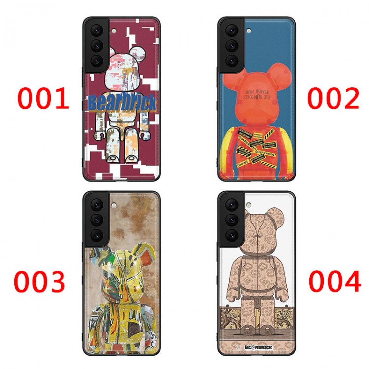 ブランド BE@RBRICK アイフォン13pro max/13pro/13ケース 個性人形の柄 流行り ベアブリック Galaxy s22/s21ultra/s21+s/20ultra/a53レザーカバー 落下保護 フィット iPhone12pro max/11pro/se3/XR/8Pソフトケース 薄型 放熱性よい メンズ レディース