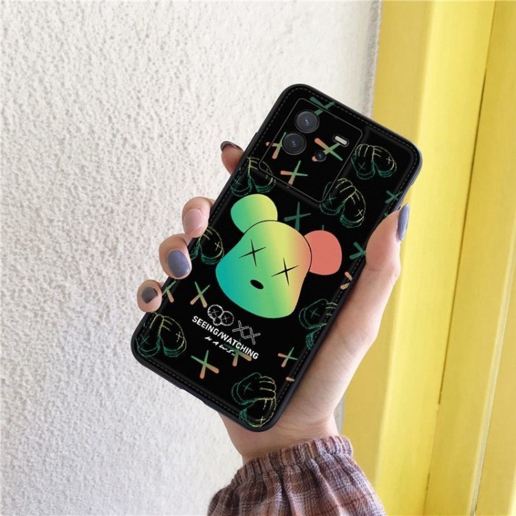 Kaws ギャラクシーS22/S22ultra/S22+/A53/A73スマホカバー 背面レザー カウズ iPhone14/13Pro/13miniケース ブランド 流行り iPhone12Pro maxケース ソフト 落下保護 XPERIA 1 IV/5IV/10 IV/ACE III/5IIIカバー 手入れ安い オシャレ