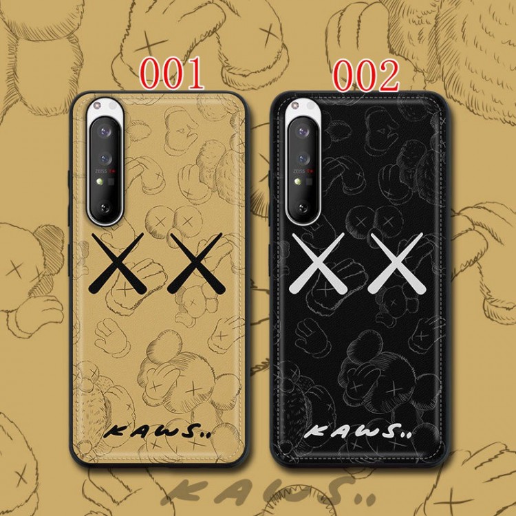 KAWS ブランド Galaxy s22ultra/s22+/a53/a73ケース 軽量 カウズ アイフォン14max/13pro/12mini/11pro max携帯カバー 背面レザー 耐衝撃 Xperia 1IV/5IV/5III/10IVカバー 高品質 フィット 薄型 メンズ 放熱性抜群