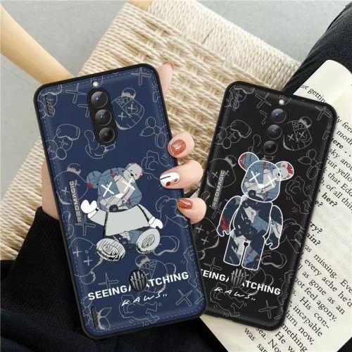 カウズ Galaxy S23+/S22ultra/A53/A54携帯カバー かわいい熊柄 オシャレ Kaws ブランド iPhone14Pro/13mini/12pro max/11ケース 全面保護 キズ防止 XPERIA 1V/5iii/10iv/5ivケース スリム 軽量 ファッション 放熱性よい