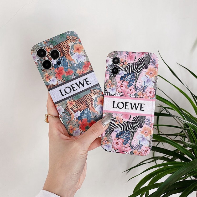 LOEWE 元気 iPhone13pro max 14 スマホカバー 動物と森の柄 ロエベ アイフォン13Pro/13ケース 耐衝撃 iphone12proカバー レンズ保護 IPHONE11pro max/11スマホケース 軽量 ジャケット型 高品質 オシャレ 男女兼用