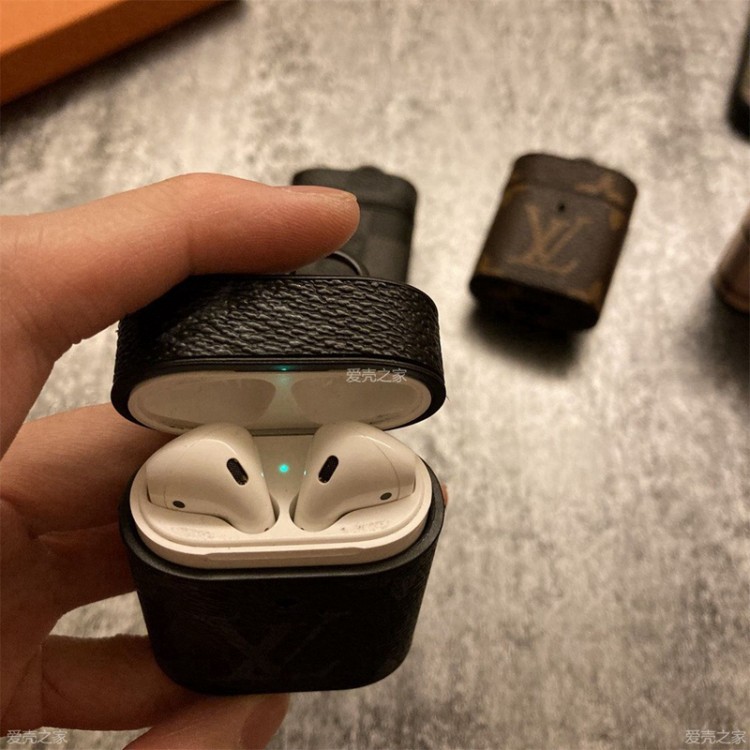 ブランド LOUIS VUITTON エアポーズ Pro2 2022ケース おしゃれデザイン ルイヴィトン AirPods 3 保護ケース珍しい AIRPODS PRO2 収納カバー 紛失なしairpods pro/2/1ケース 携帯便利 キズや埃防止 メンズ レディース