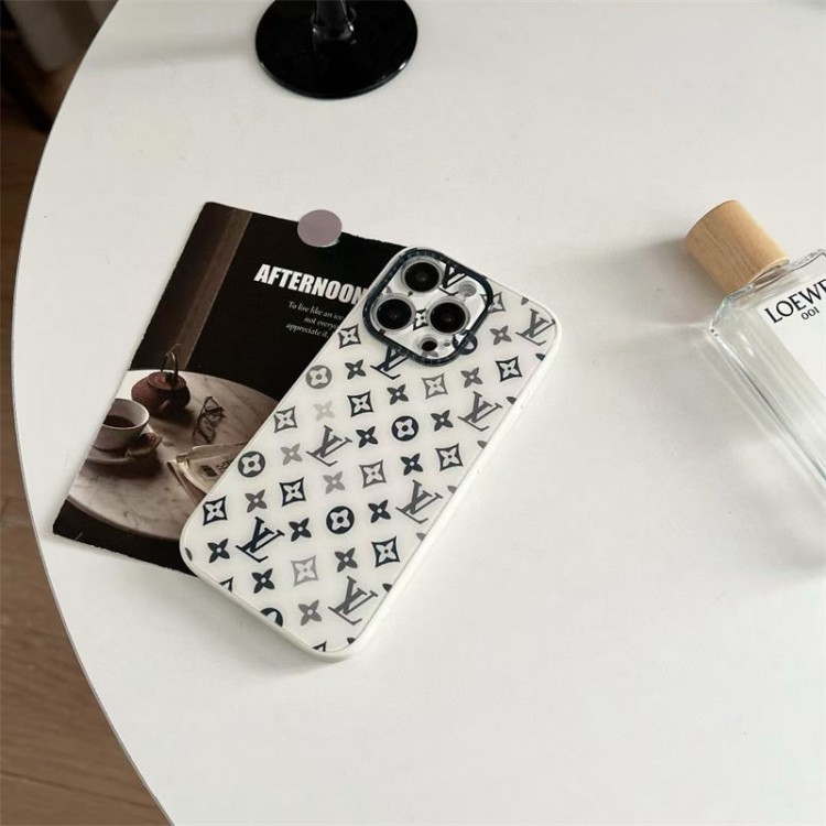Lv ルイヴィトンアイフォン16 pro max 17 15 14 16 plusハイブランドケースiPhone 16 15 plus 16 17pro maxブランドスマホケース芸能人愛用するブランドアイフォン17 16 pro15 16 proケースカバー