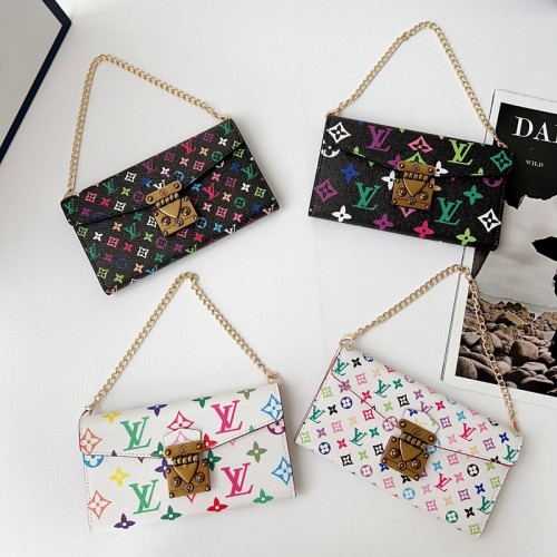 Lv ルイヴィトンブランドGalaxy s26 s23 plus s24 s25ultraカバーケース 薄型 ファッション人気 Samsung  s26 ultra s24 s25 + ultra iphone 16e 14 15 17 pro max airブランドスマホカバーgalaxy s26 s24 s25 ultra plusケースハイブランドブランドパロディSamsung s26/ s23/s25+/s24ultraケース 人気 キズ防止