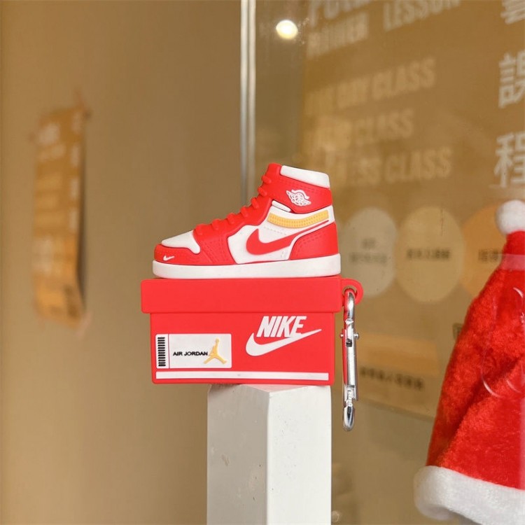 NIKE スニーカー型 Airpods 3収納カバー シリコン製 保護 ナイキ Airpods proケース おもしろ 3D かわいい AirPods 2/1対応カバー キーチェーンキット付き キッズ ティーン ボーイズ メンズ