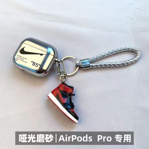 ナイキ 個性デザイン AirPods 3 カバー 光沢のあるメッキ加工 ブランド nike エアーポッズpro2/proケース スニーカー飾り付き airpods 2/1収納ケース 大人気 紛失防止 メンズ愛用