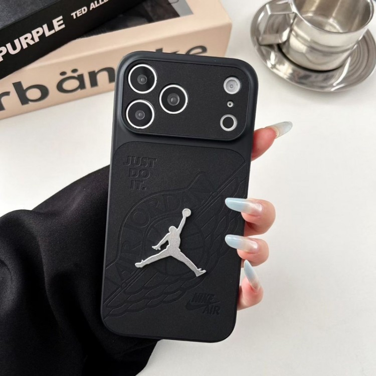 Nike ナイキブランドiPhone 18pro air 16 17 pro 15 16pro max ケースメンズブランドアップル18pro max 16+ 16 pro max 16e 18 15 17 pro air 17eケース激安パロディiPhone 16 15 plus 18 17pro max Airブランドスマホケース