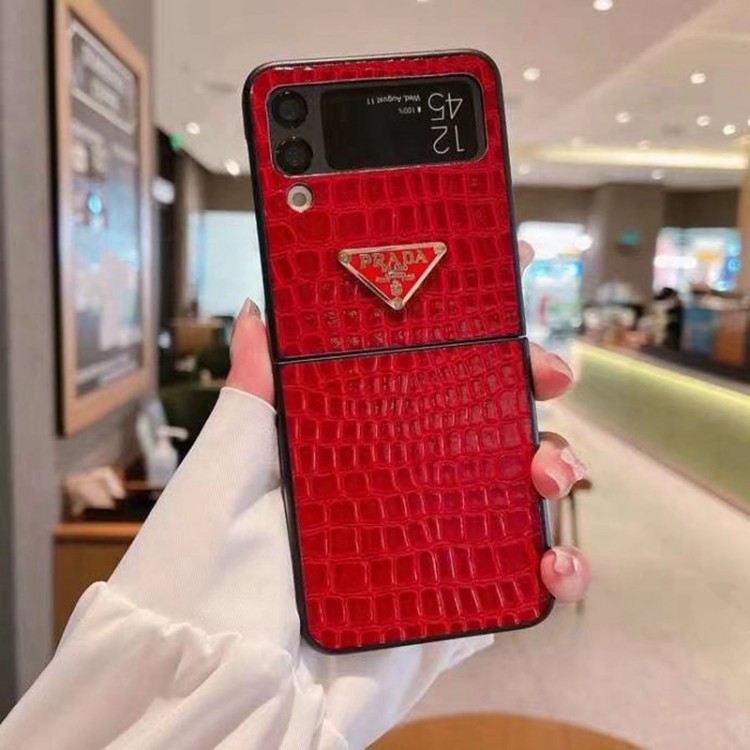 Prada 鰐紋 GALAXY Z FOLD3ケース スムーズ 傷防止 プラダ Samsung z flip3携帯カバー 放熱性よい 高品質 ギャラクシーz fold3ケース ワッペン付き シンプル 珍しい