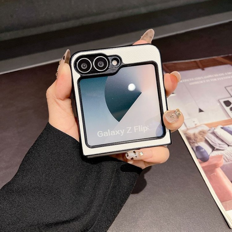 Prada プラダブランドスマホケース男女兼用かわいいsamsung z fold 7 6 5 4 flip7 6 5 4ケースカバー激安大人っぽい Prada ギャラクシーz fold7 4 5 6ブランドスマホカバーブランド落下保護galaxy z flip3 4 5 6 7携帯カバーレディース