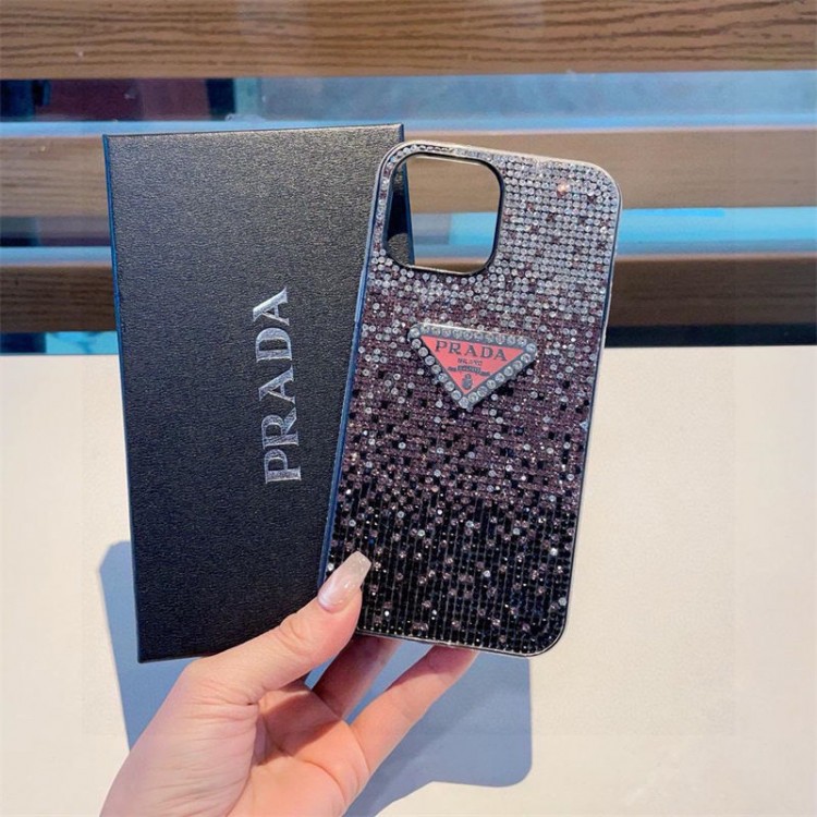 Prada プラダブランドiPhone16  17 pro 15 16pro max 16eケースメンズブランドアイフォン16 pro max  17 15plus 16プロマックスマホカバー男女兼用芸能人愛用するブランドアイフォン17 16 pro15 16 pro maxケースカバー