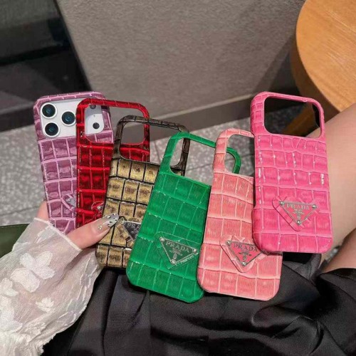 Prada プラダiPhone 16 15 plus 16 17pro max AirブランドスマホケースiPhone16 17 air 15pro max 16pro 13 12スマホカバー耐衝撃オシャレ芸能人愛用するブランドアイフォン17 16 pro15 16 pro maxケースカバー