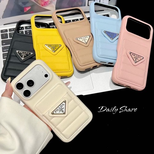 Prada プラダブランドアップル18pro max 16+ 16 pro max 16e 18 15 17 pro air 17eケース激安パロディiPhone 18 16 17 17e 15pro max 16pro スマホカバー耐衝撃オシャレアップル 18 AIR 17 16e 15 pro max 16 plusケース全機種対応パロディ