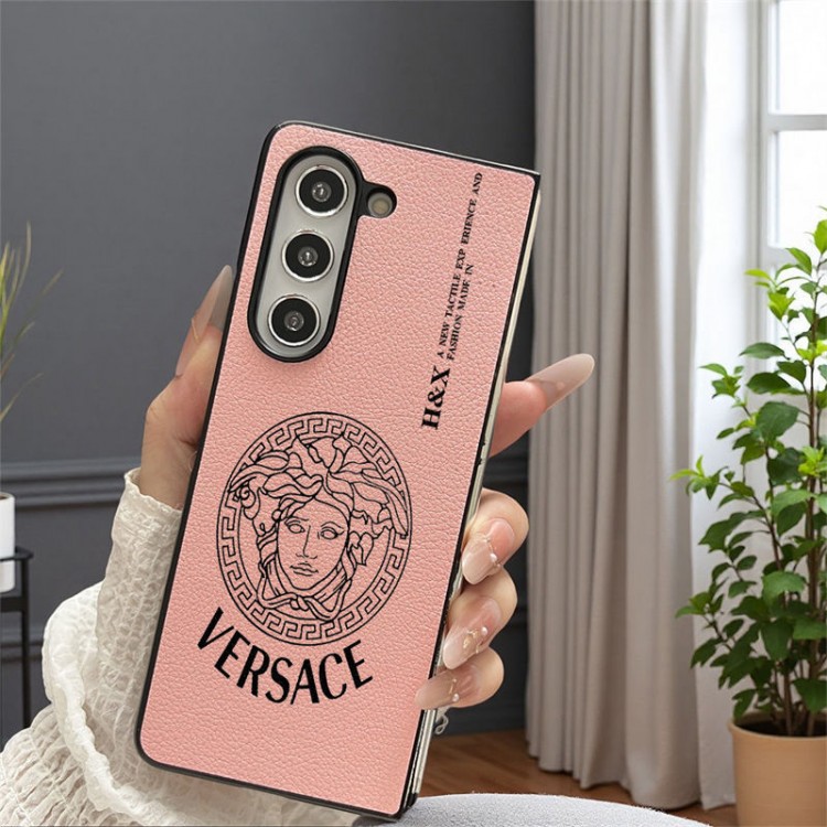 Versace ヴェルサーチ高級感galaxy z fold 7 6 5 4 3ケースハイブランドかわいいsamsung z fold 7 6 5 4 flip7 6 5 4ケースカバー激安ハイブランドヴェルサーチGalaxy z flip 5 4 3 6 7携帯ケースビジネスブランド落下保護galaxy z flip3 4 5 6 7携帯カバーレディース