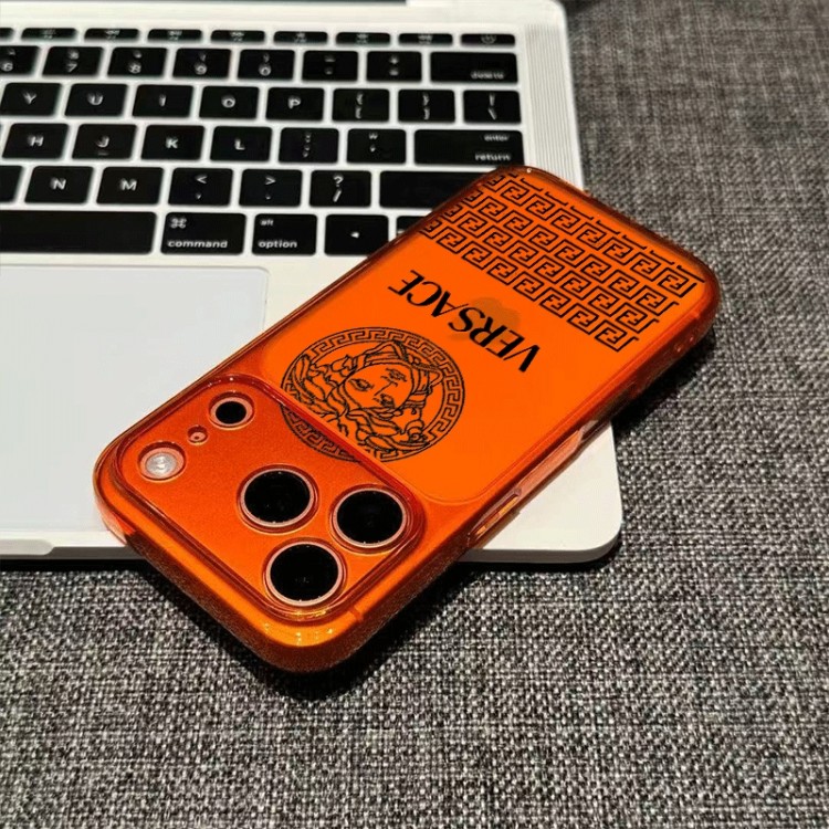 Versace ヴェルサーチェアイフォン16 18 pro max 17 AIR 15 14 16 plus 18ハイブランドケースiPhone 18 16 17 17e 15pro max 16pro スマホカバー耐衝撃オシャレ芸能人愛用するブランドアイフォン18pro max 17 16 pro15 16 pro maxケースカバー