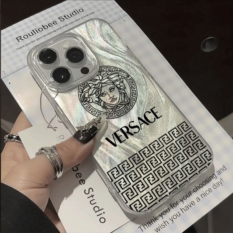Versace ヴェルサーチェアイフォン16 18 pro max 17 AIR 15 14 16 plus 18ハイブランドケースブランドアップル18pro max 16+ 16 pro max 16e 18 15 17 pro air 17eケース激安パロディアップル 18 AIR 17 16e 15 pro max 16 plusケース全機種対応パロディ