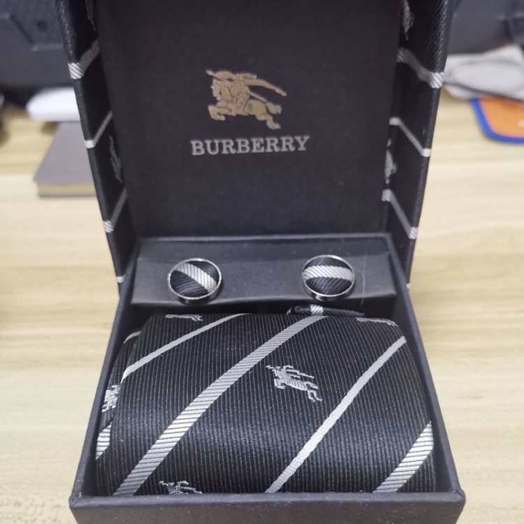 ルイヴィトン グッチ バーバリー Burberry ブランド 高級ネクタイ メンズ ビジネス用 カッコいい イギリス風 おしゃれ トレンド ネクタイ 洗い