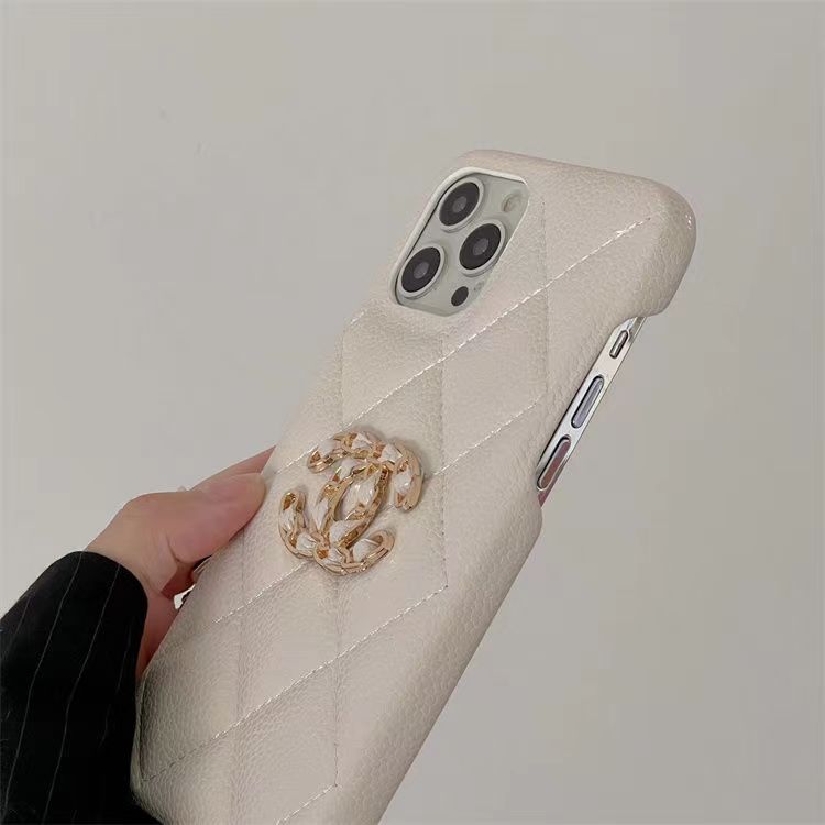 Chanel シャネルブランドiPhone15 14pro maxケースメンズブランドアップル15+ 14proケース激安