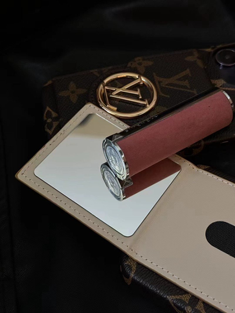 Lv ルイヴィトンブランドアップル15+ 14proケース激安パロディiPhone 15 14 pro maxブランドスマホケース