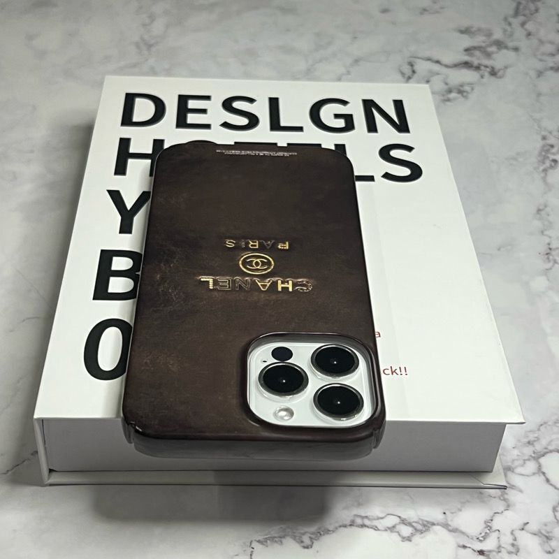 ブランド iPhone14pro/14plusケース シャネル