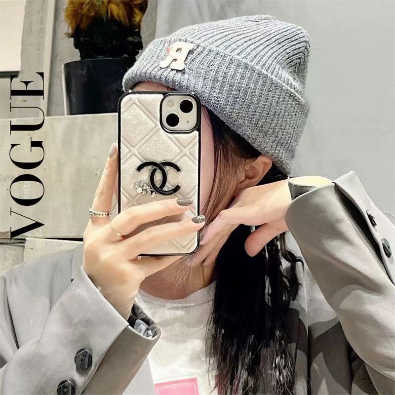 Chanel シャネルブランドiPhone15 14pro maxケースメンズアイフォン15 14 plusハイブランドケース