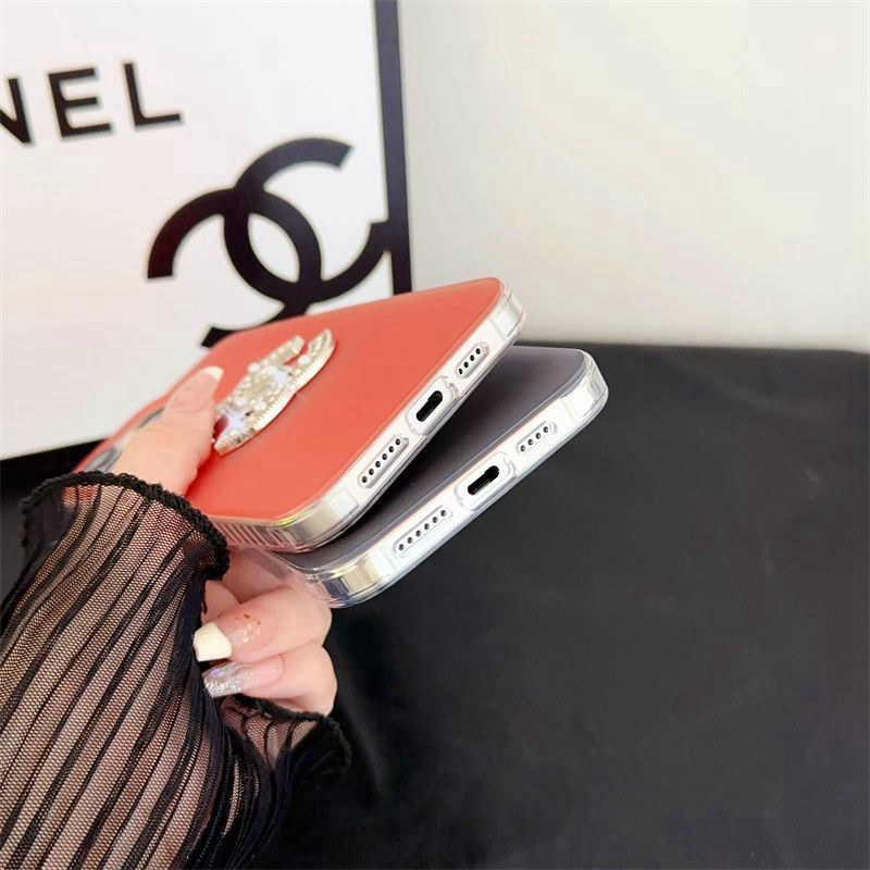 Chanel シャネルブランドiPhone16 15 14pro maxケースメンズアイフォン15 14 plusハイブランドケース
