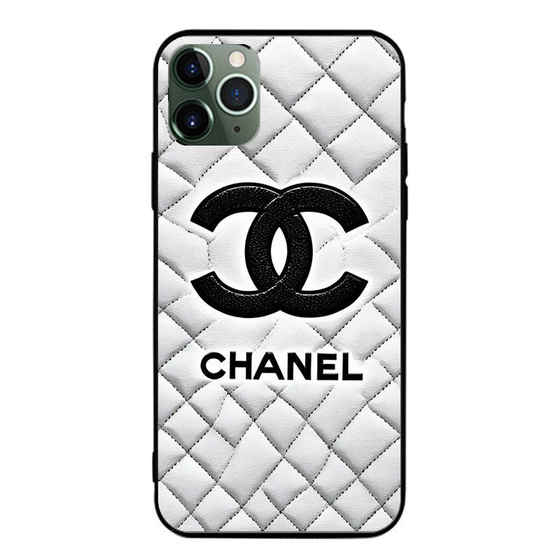 Chanel アクオス SENSE8 PLUSスマホケース