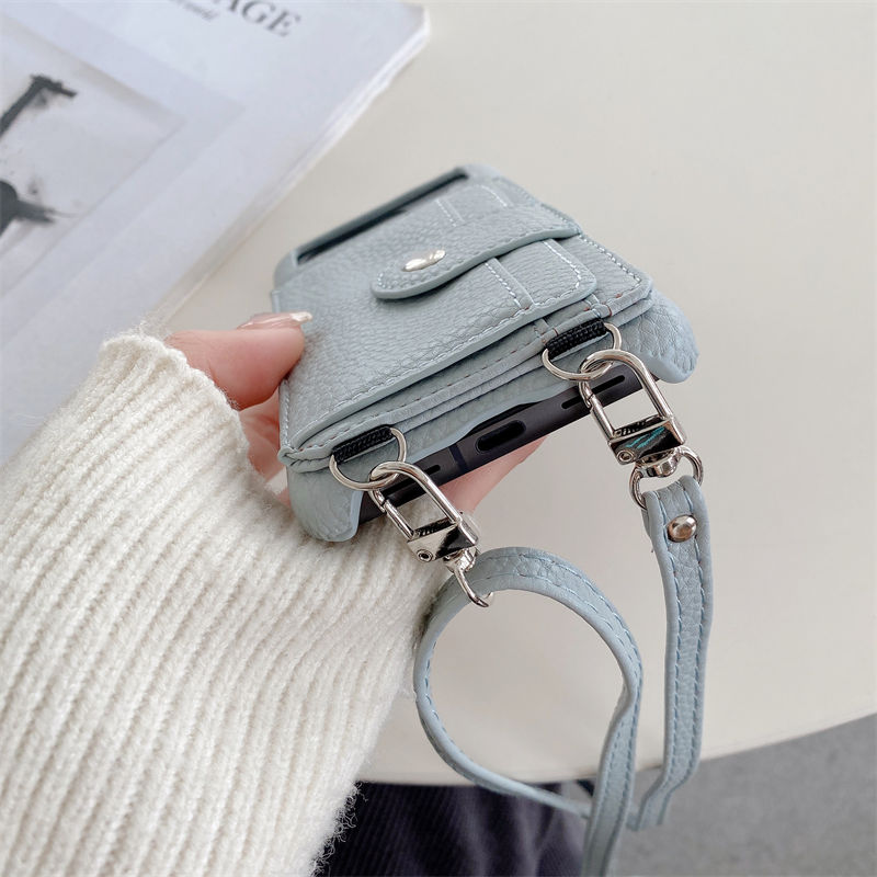 Chanel シャネルaquos R9 R8 5Gケース 