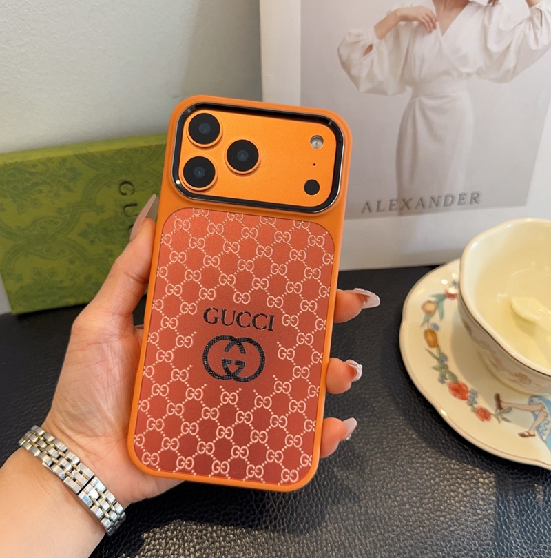 グッチiphone 17pro 16 pro max 15 plus 携帯カバー