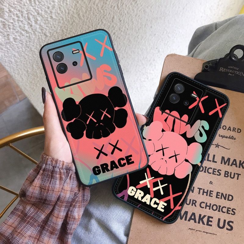 KAWS iPhone14Pro/13miniケース